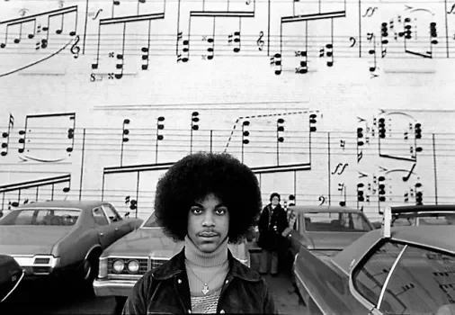 Mass medium photograph