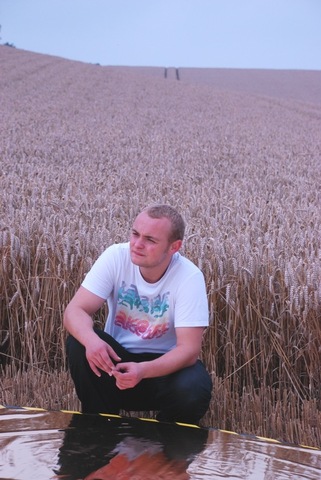 Day 3: Struggling for light