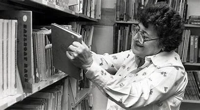 Jeane Chall founds Harvard Reading Lab