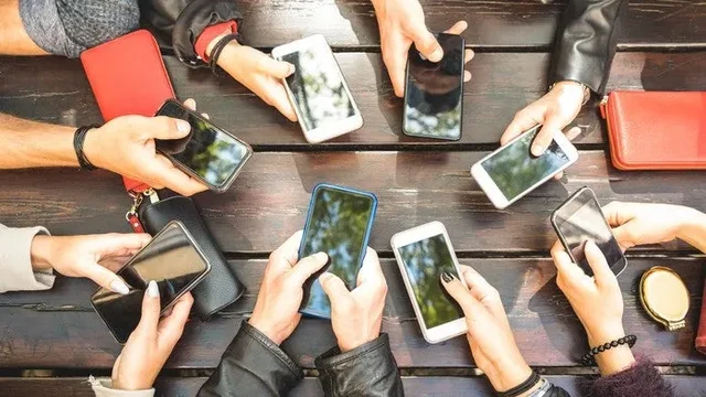 Further Spread of Smartphones