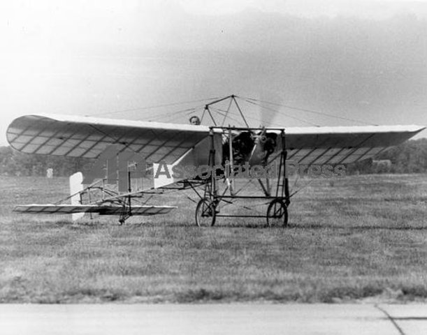 Juliette Finds an Old Friend