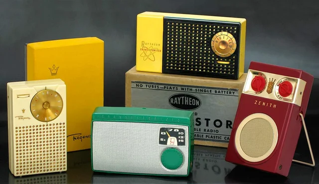 In Pocket Radio
