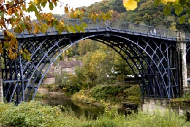 Η πρώτη γέφυρα