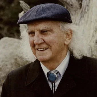 Artículo de Kenneth Boulding