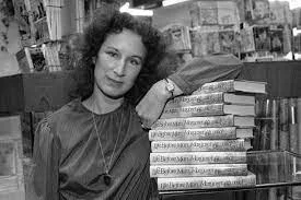 "El cuento de la criada" de Margaret Atwood
