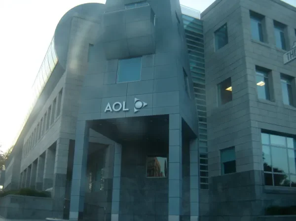 AOL Mailed the Internet to Homes