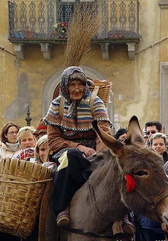 Awaiting the arrival of La Befana