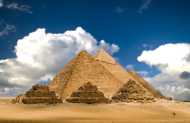 2950BC- 2575BC The Egyptian Pyramids