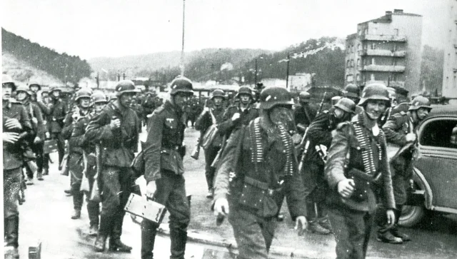 Britain rearms and reassures Poland