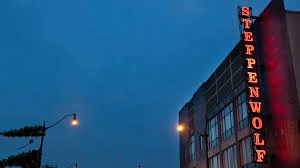 Co-founding of Steppenwolf Theatre Company