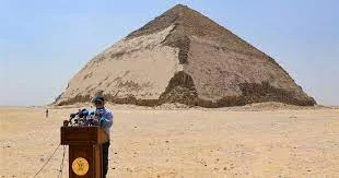 Pirámide de Snefru en Dashur