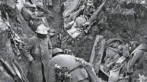 Inici de la batalla de Verdun, que es convertirà en símbol de la resistència francesa i del desastre humanitari.