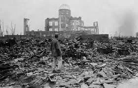 Atomic bomb dropped on Hiroshima