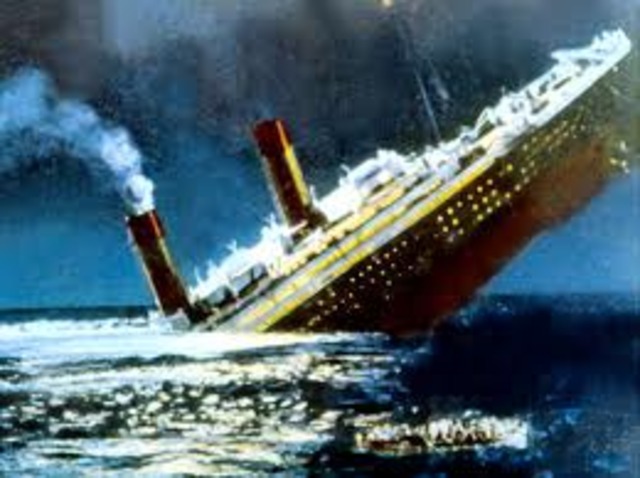 The Titanic Sinks
