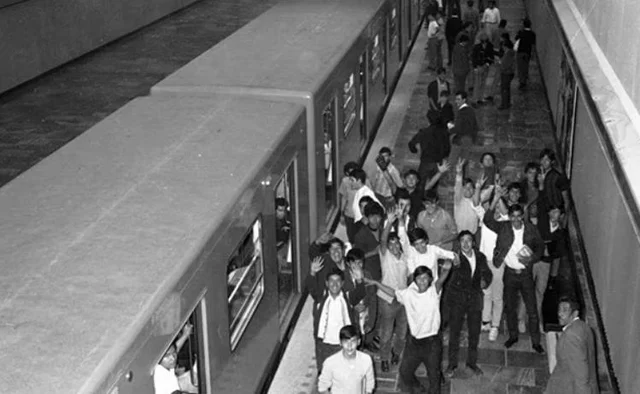 Inauguración del metro en la Ciudad de México.