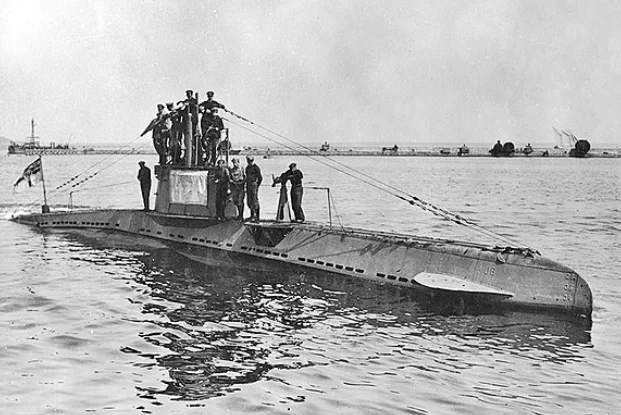 Alemania anuncia el inicio de una ofensiva submarina global