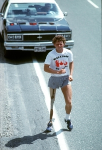 terry fox started to practice for his marathon of hope