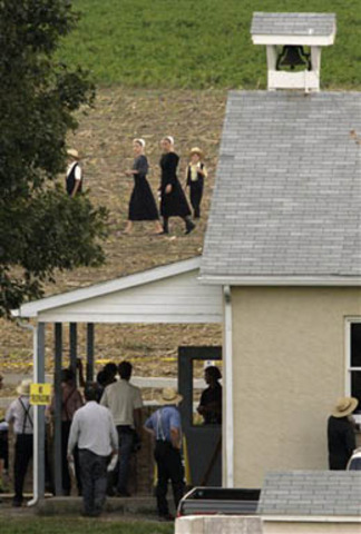 Amish schoolhouse is back!