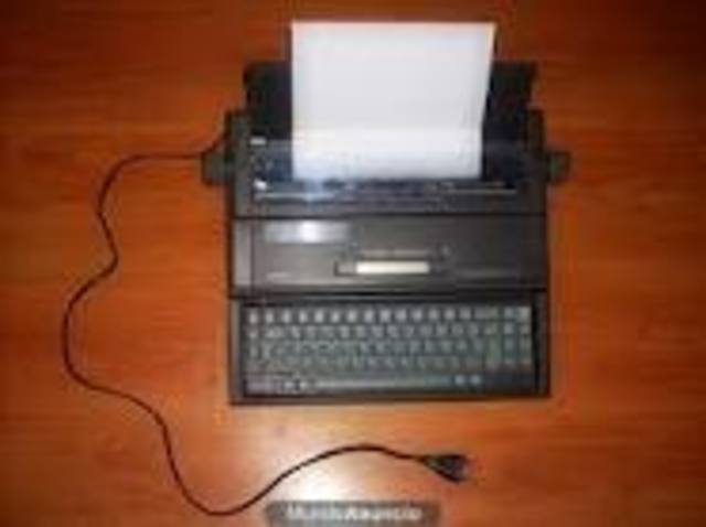 MÁQUINAS DE ESCRIBIR ELÉCTRICAS