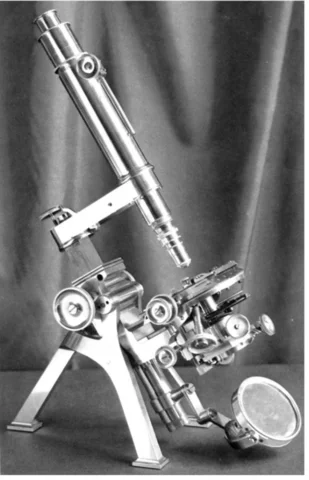 Microscopio moderno