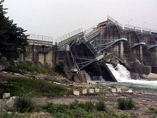 Taiwan Earthquake kills 2400 people