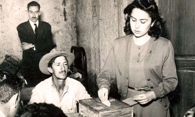 Voto de la Mujer por primera vez