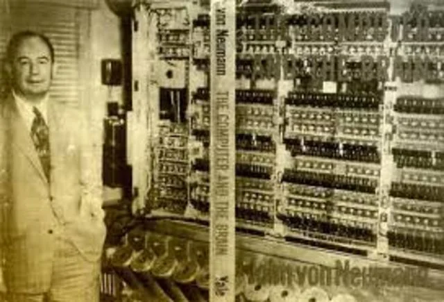 EDVAC (Computadora automática variable discreta electrónica)