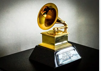 Dolly Wins Her First Grammy