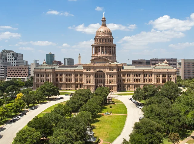 Austin becomes capital of Texas