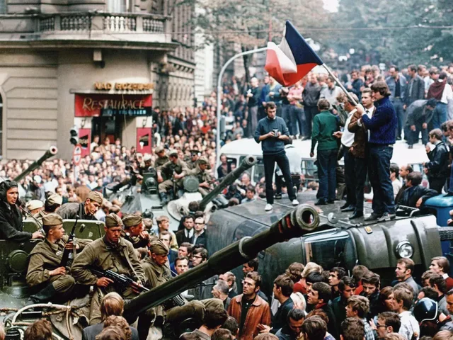 Czechoslovakia becomes the Czech Republic and Slovakia.  1972 Détente begins.