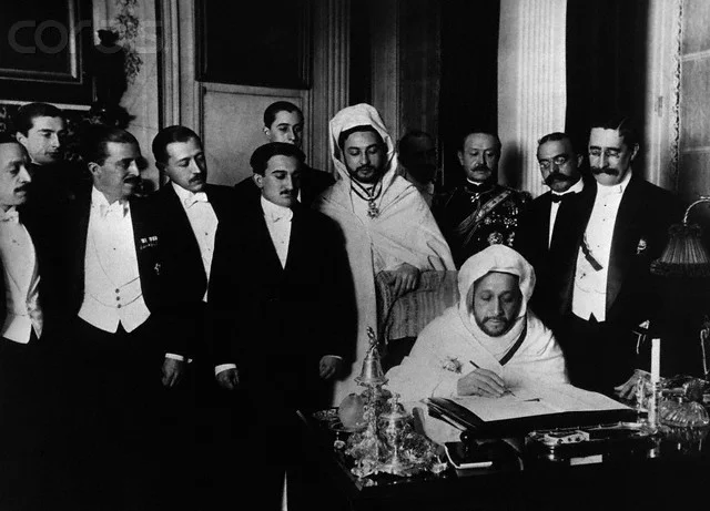 1906