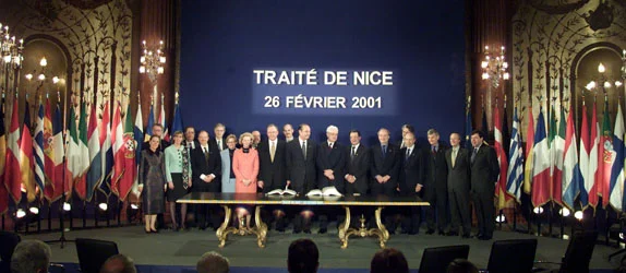 FIRMA DEL TRATADO DE NIZA