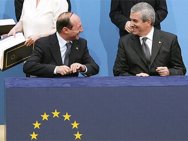 FIRMA EN LUXEMBURGO DE LOS TRATADOS DE ADHESIÓN CON BULGARIA Y RUMANIA