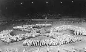 Nazificación de la sociedad