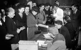 In Inghilterra è introdotto il suffragio universale maschile