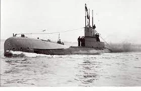 INICIO DE LA GUERRA DE SUBMARINOS