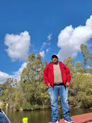 Nacimiento de Francisco Ayala Cuadros