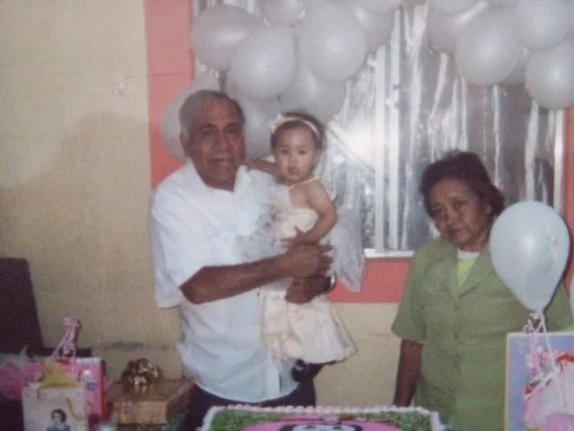 Nacimiento de Abuelo Paterno