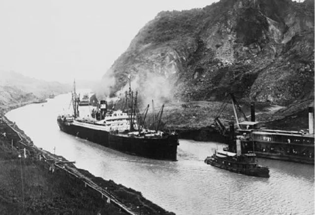 Inaguración del Canal de Panamá