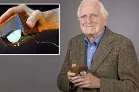 Douglas Engelbart (inventor del raton)