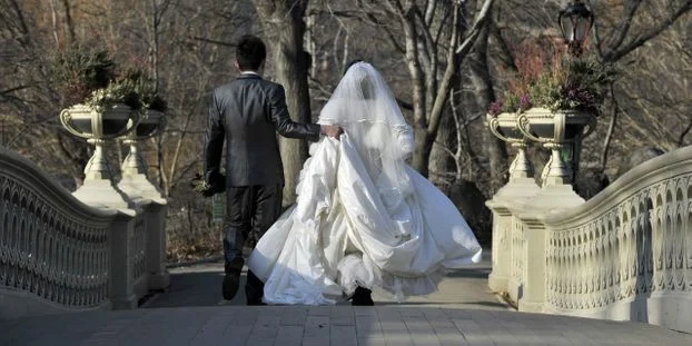 Age légal du mariage à 18 ans