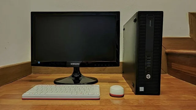 Desktop Computer