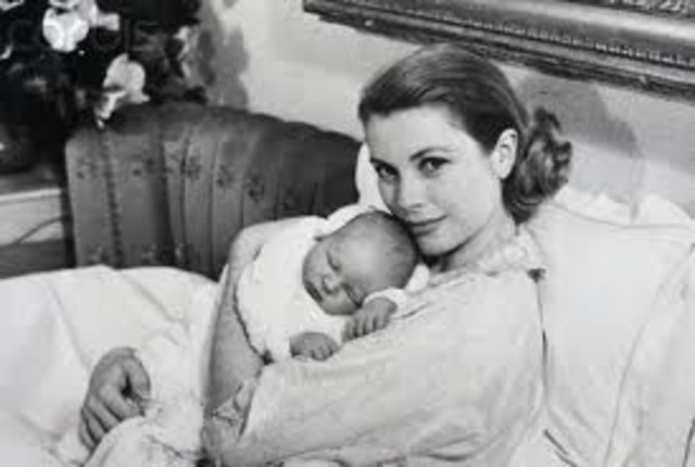 Grave gave birth to Prince Albert