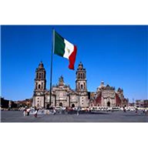 Santa Anna declares himself dictator of Mexico