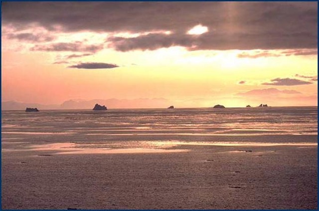 Columubus finding more land.