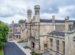 Education in the 1920s: Dahl's Schooling Journey