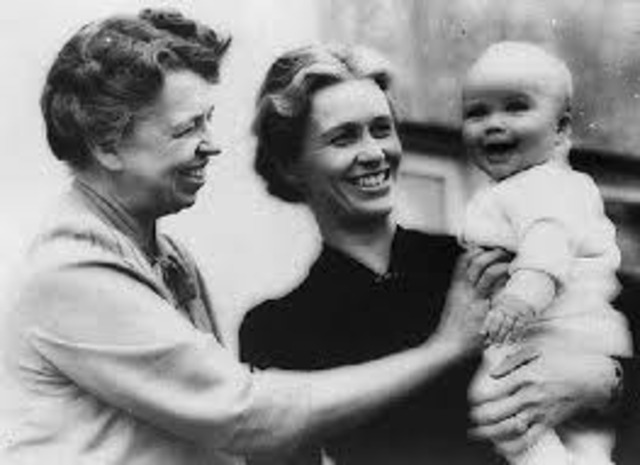 (Anna))Eleanor Roosevelt is born