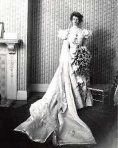 Eleanor Roosevelt gets married to Franklin D. roosevelt