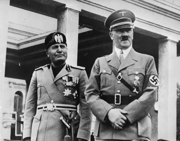 Fascistas Italia y Aleman
