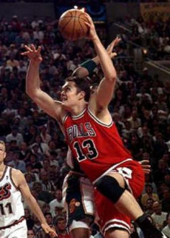 Luc Longley is born